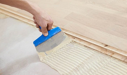 Выбор клея для паркетной и инженерной доски: экспертный анализ